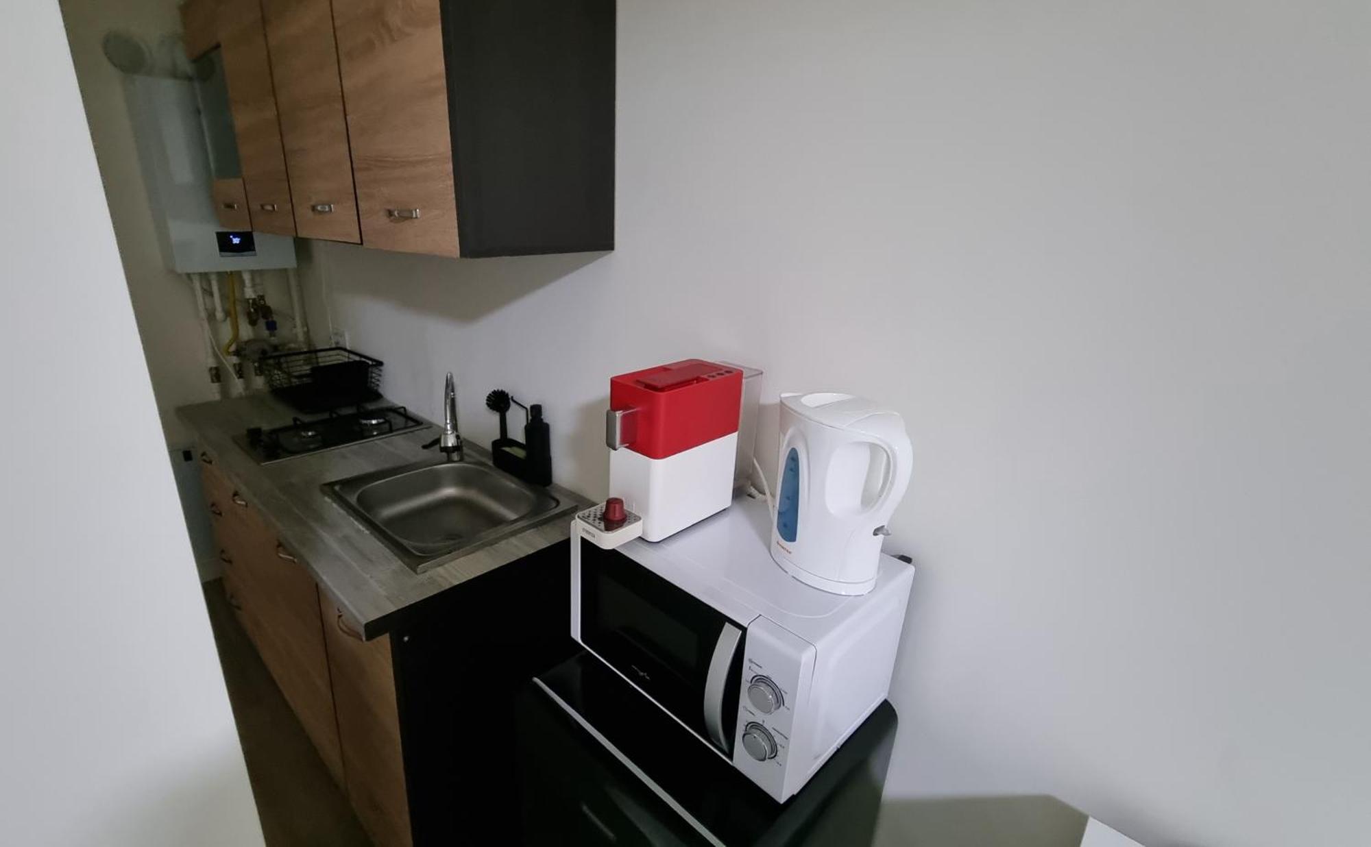 Apartament Cwa 1 Aeroport オトペニ エクステリア 写真