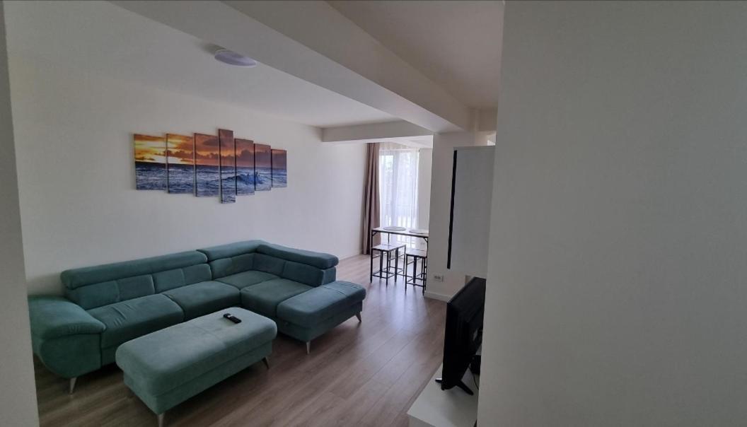 Apartament Cwa 1 Aeroport オトペニ エクステリア 写真